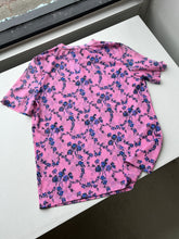 Load image into Gallery viewer, No.6 - Carey Tee - Pink Trellis - back
