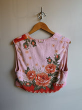 Load image into Gallery viewer, Anntian Upcycling Vest 1960 - Pink - back of Small (a) option
