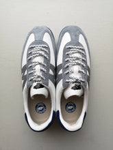 Load image into Gallery viewer, Karhu Mestari Sneaker - True Navy/Silver