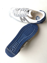 Load image into Gallery viewer, Karhu Mestari Sneaker - True Navy/Silver