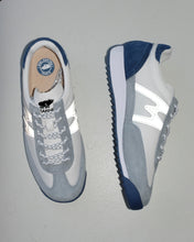 Load image into Gallery viewer, Karhu Mestari Sneaker - True Navy/Silver, reflective logo!
