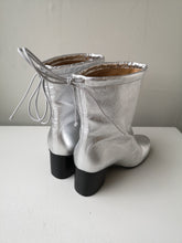 Load image into Gallery viewer, Reike Nen - Drawstring Ankle Boot - Silver