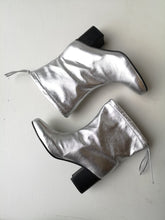 Load image into Gallery viewer, Reike Nen - Drawstring Ankle Boot - Silver