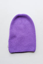 Load image into Gallery viewer, Thinking Mu Amor Beanie - Violet
