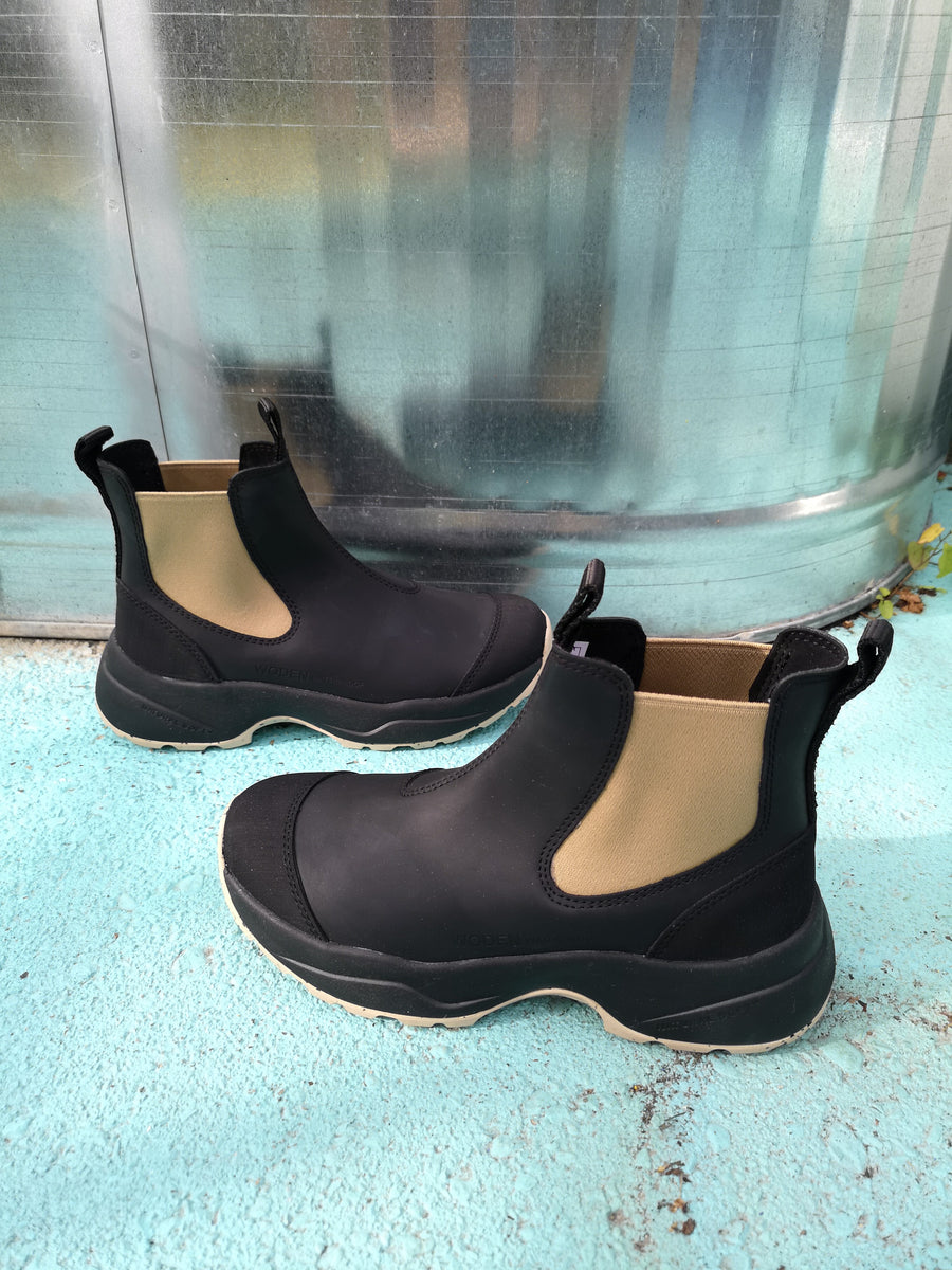 Siri Waterproof Boot Black Eugene Choo