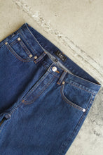 Load image into Gallery viewer, Petite New Standard Jean - Indigo
