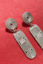 Load image into Gallery viewer, Labyrinth Earrings
