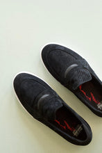 Load image into Gallery viewer, Globe x Monster Children Liaizon Loafer - Eugene Choo

