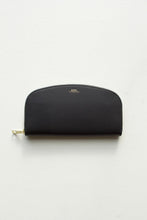 Load image into Gallery viewer, true onyx black continental-style wallet. The A.P.C Demi Lune Wallet
