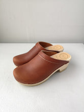 Load image into Gallery viewer, No.6 - Old School Clog on Mid Heel - Bourbon