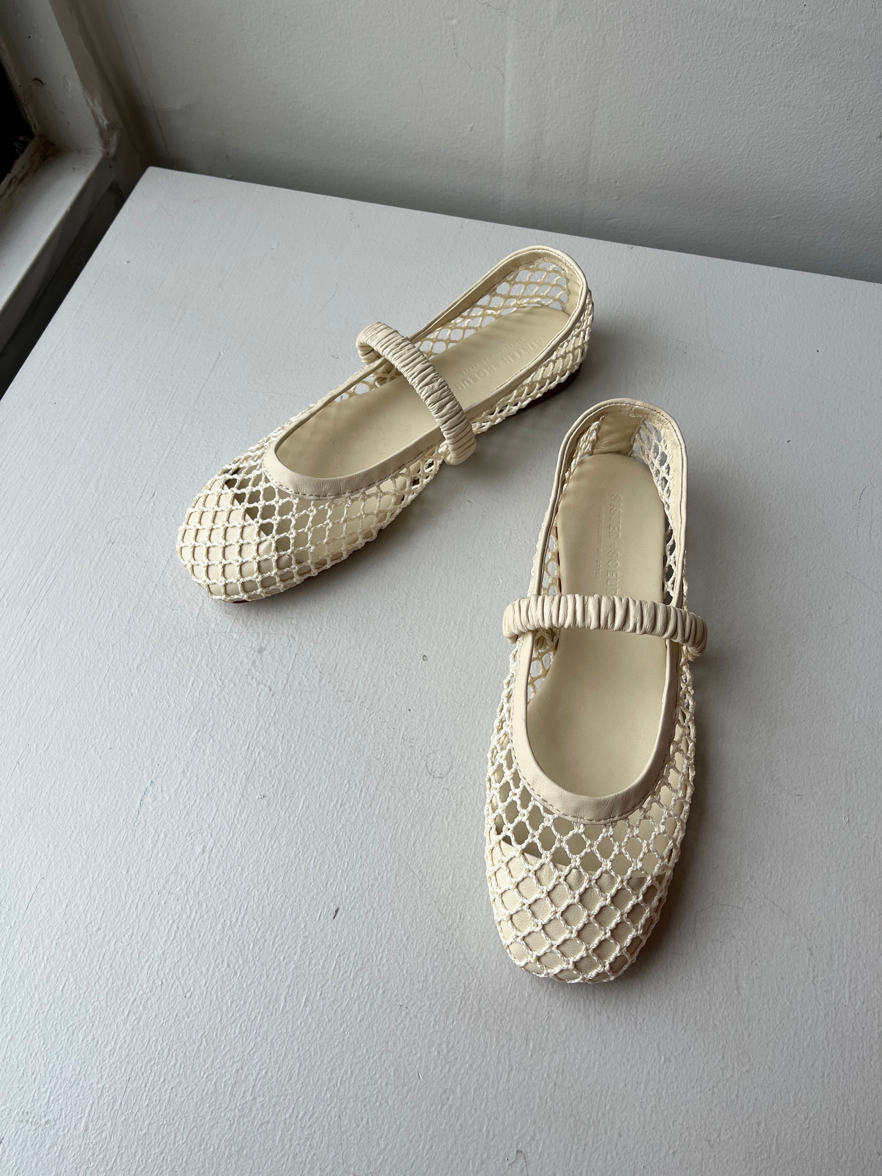 Birdie Flats - Cream/Raffia