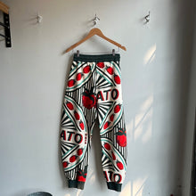 Load image into Gallery viewer, Slit Tomato Sweat Pant - White Red Tomato Can
