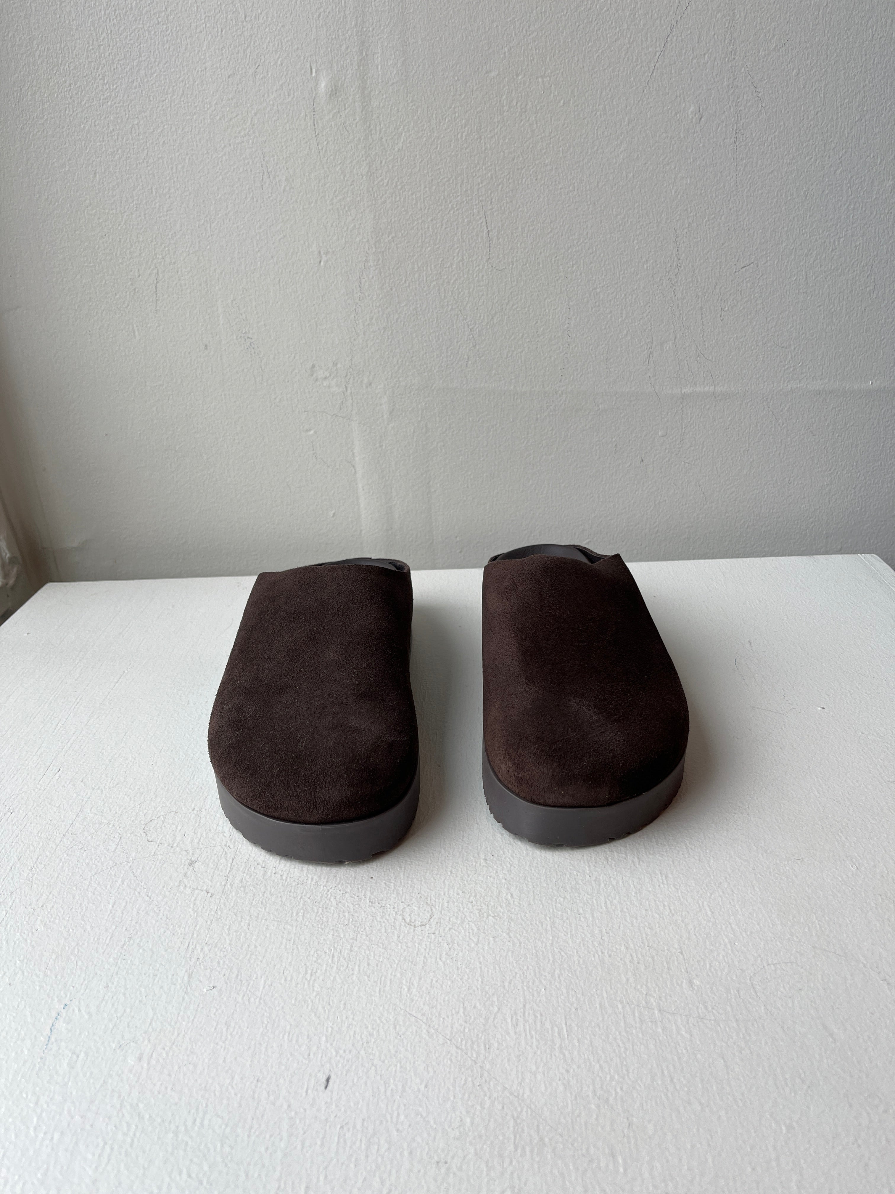 Ada Suede Clog - Dark Brown