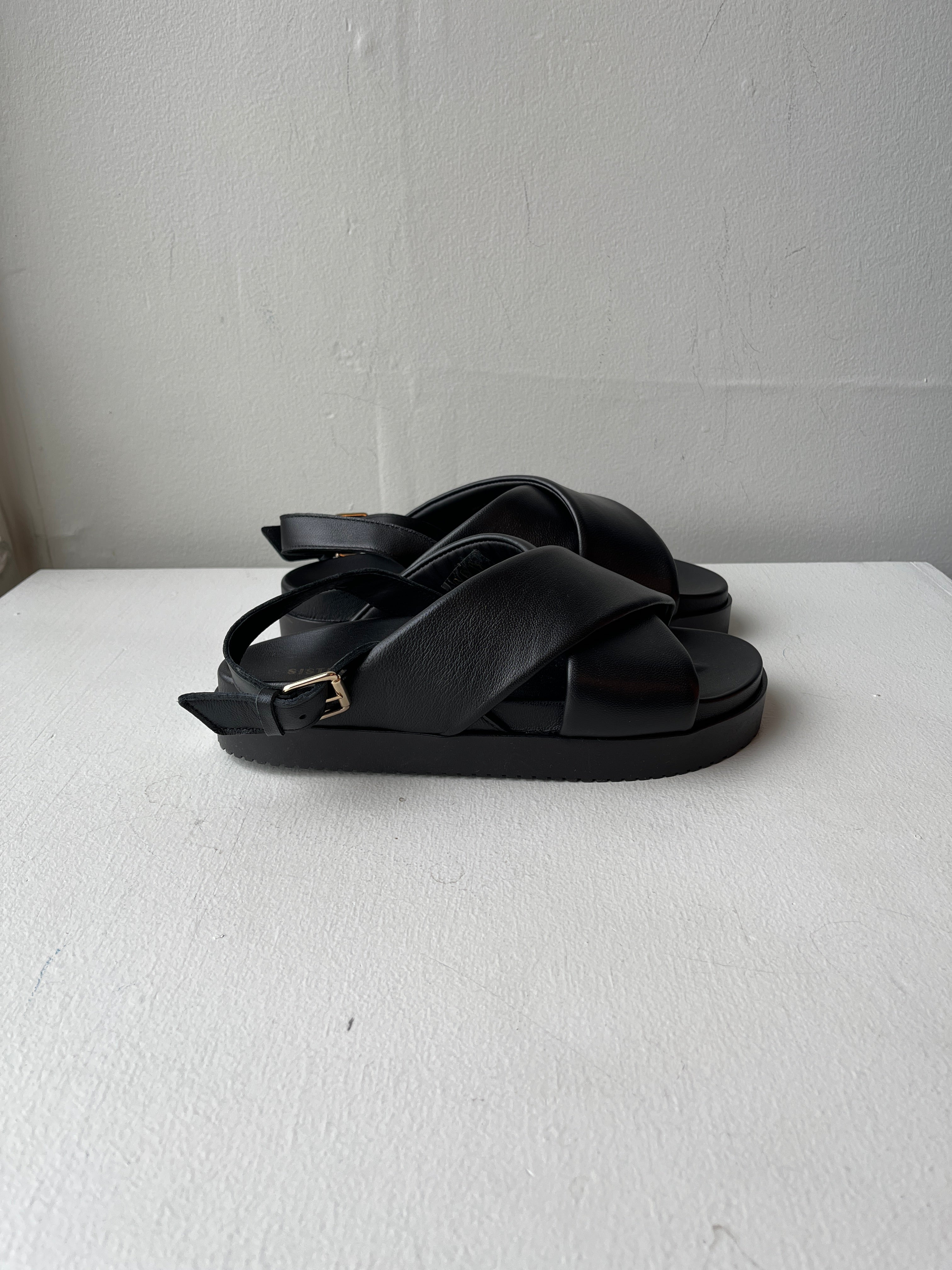 Alina Sandal - Black