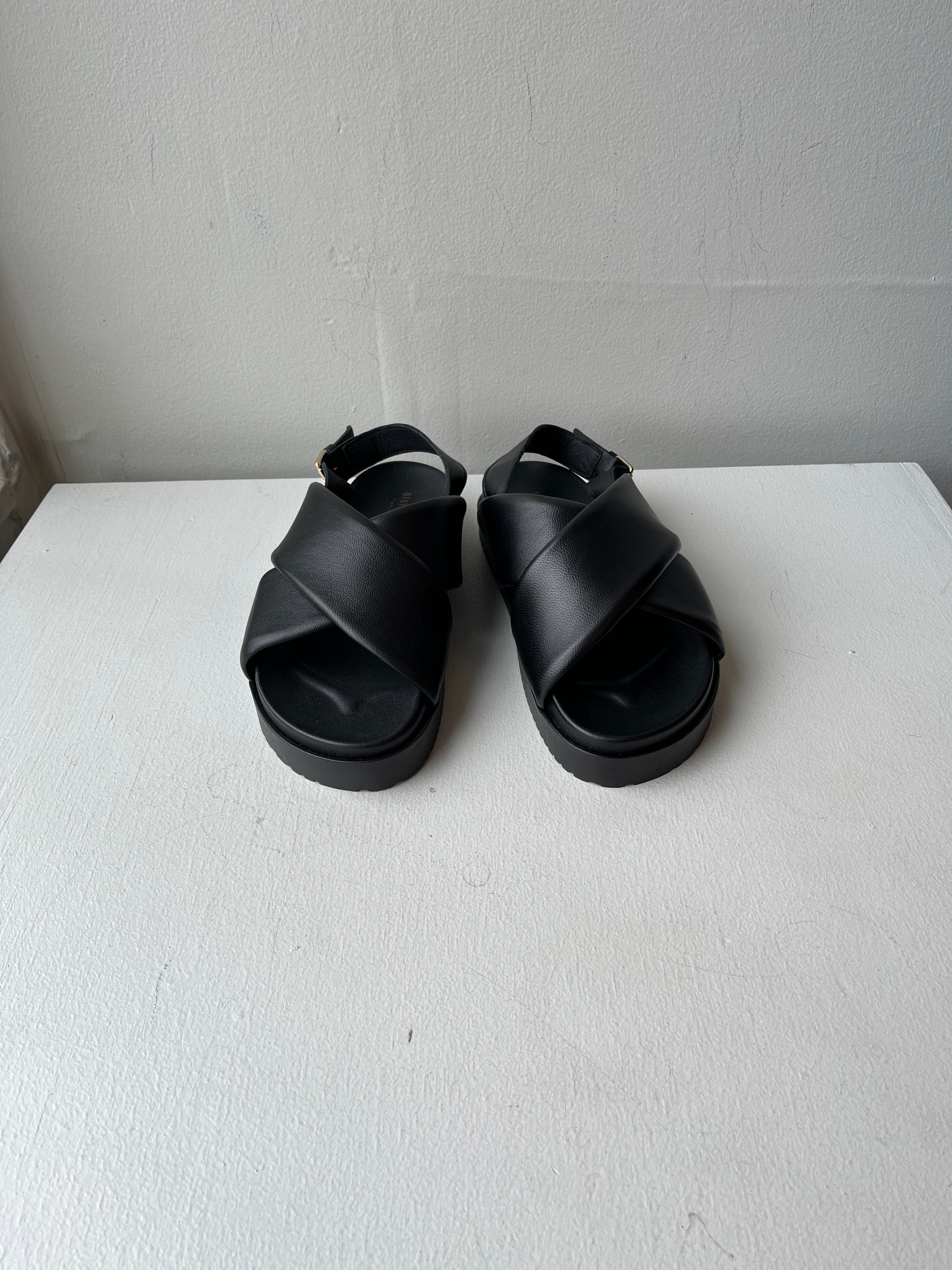 Alina Sandal - Black