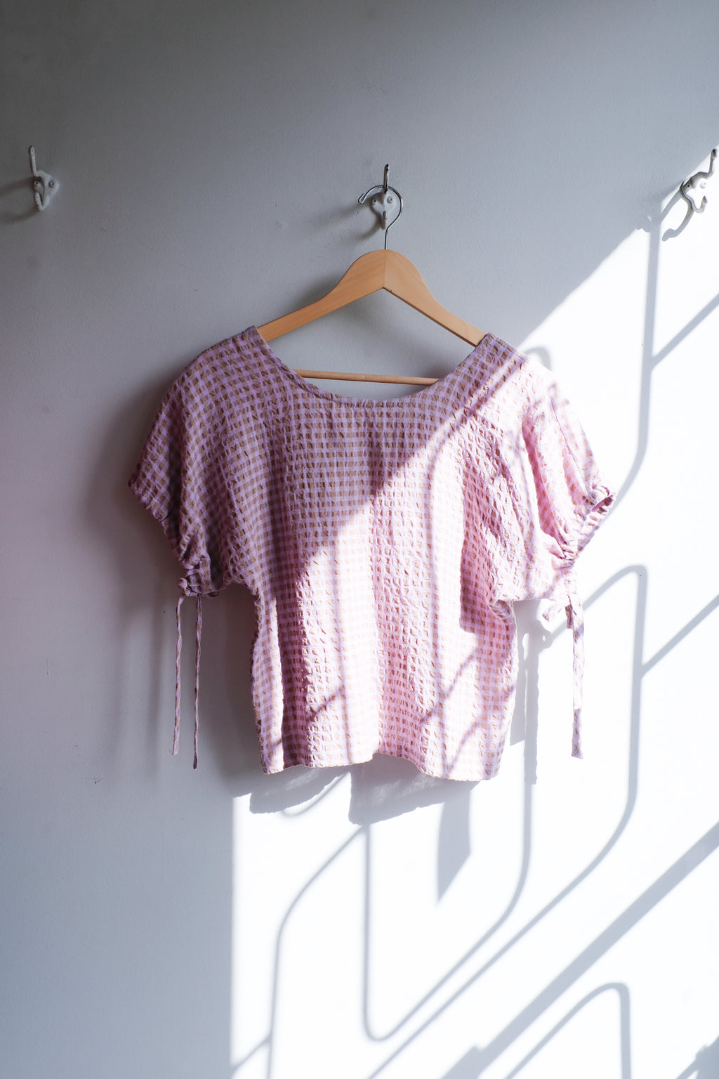 Allison Wonderland - Swift Blouse - Mauve Gingham - Front
