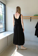 Load image into Gallery viewer, Allison Wonderland - Arts Dress - Black - back
