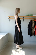 Load image into Gallery viewer, Allison Wonderland - Arts Dress - Black - side
