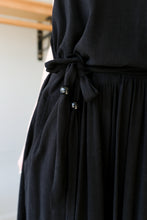 Load image into Gallery viewer, Allison Wonderland - Arts Dress - Black - detail
