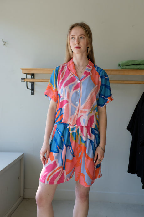 Allison Wonderland - Sandbar Short - Tropical - front