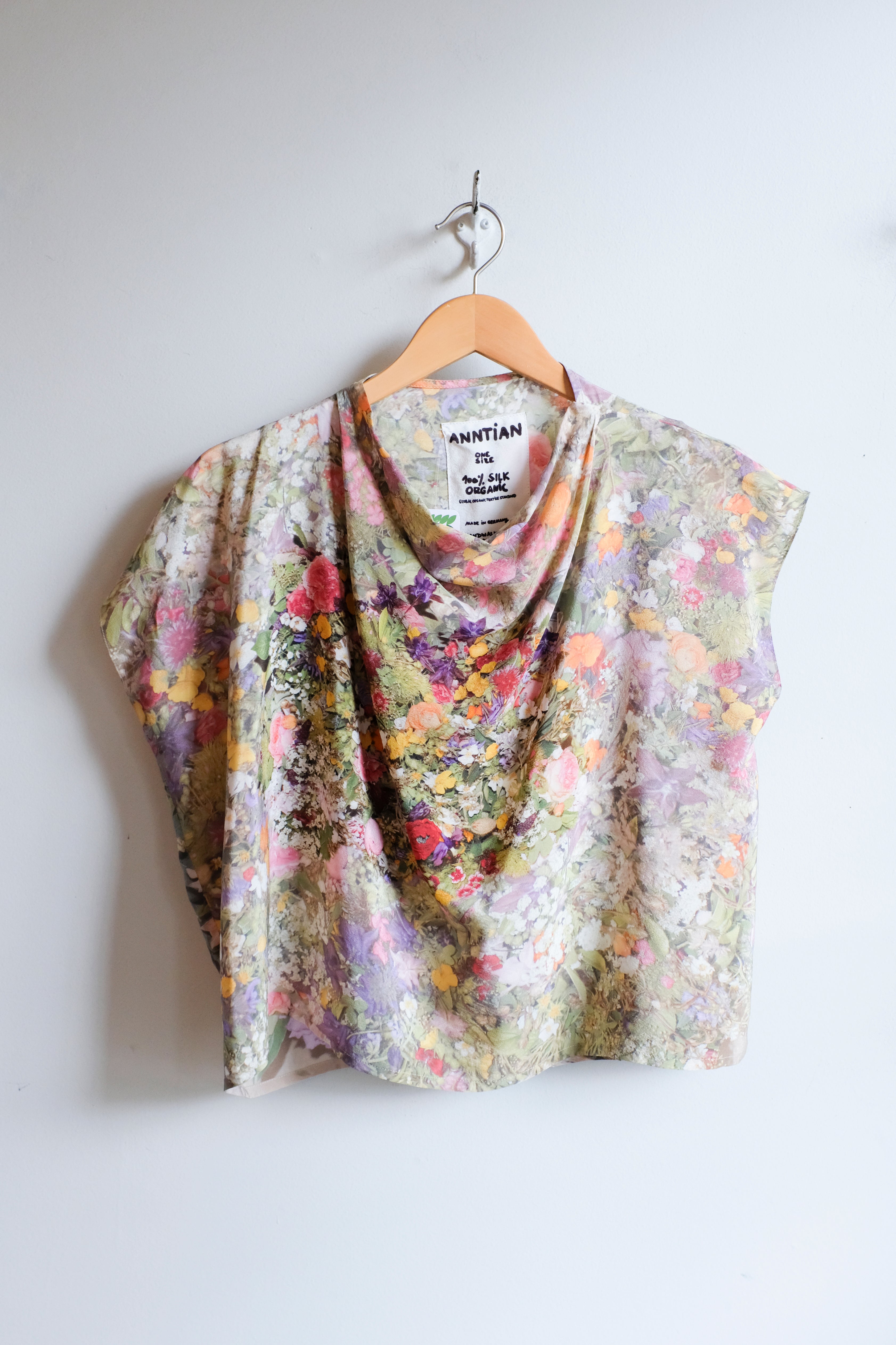 Anntian - Asymmetrical Top - Print D - front