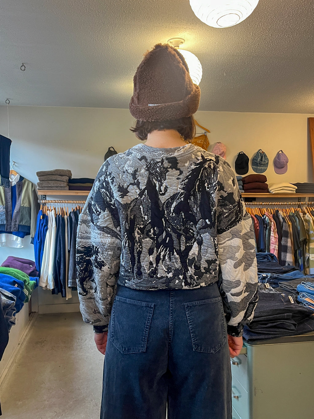 Anntian - Horses Sweater - Grey - back