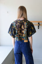 Load image into Gallery viewer, Anntian - Folktop - Print Z (Dark Flower Power) - back
