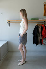 Load image into Gallery viewer, Anntian - Shorts The Clash - Garment Dyed Blue - side
