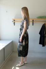 Load image into Gallery viewer, Anntian - Simple Dress - Print T (Reflections Lantern) - side
