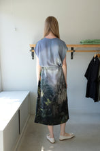 Load image into Gallery viewer, Anntian - Simple Dress - Print T (Reflections Lantern) - back
