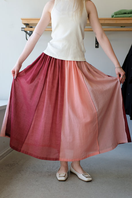 Anntian - Wide Skirt - 4 Red/Pink - front