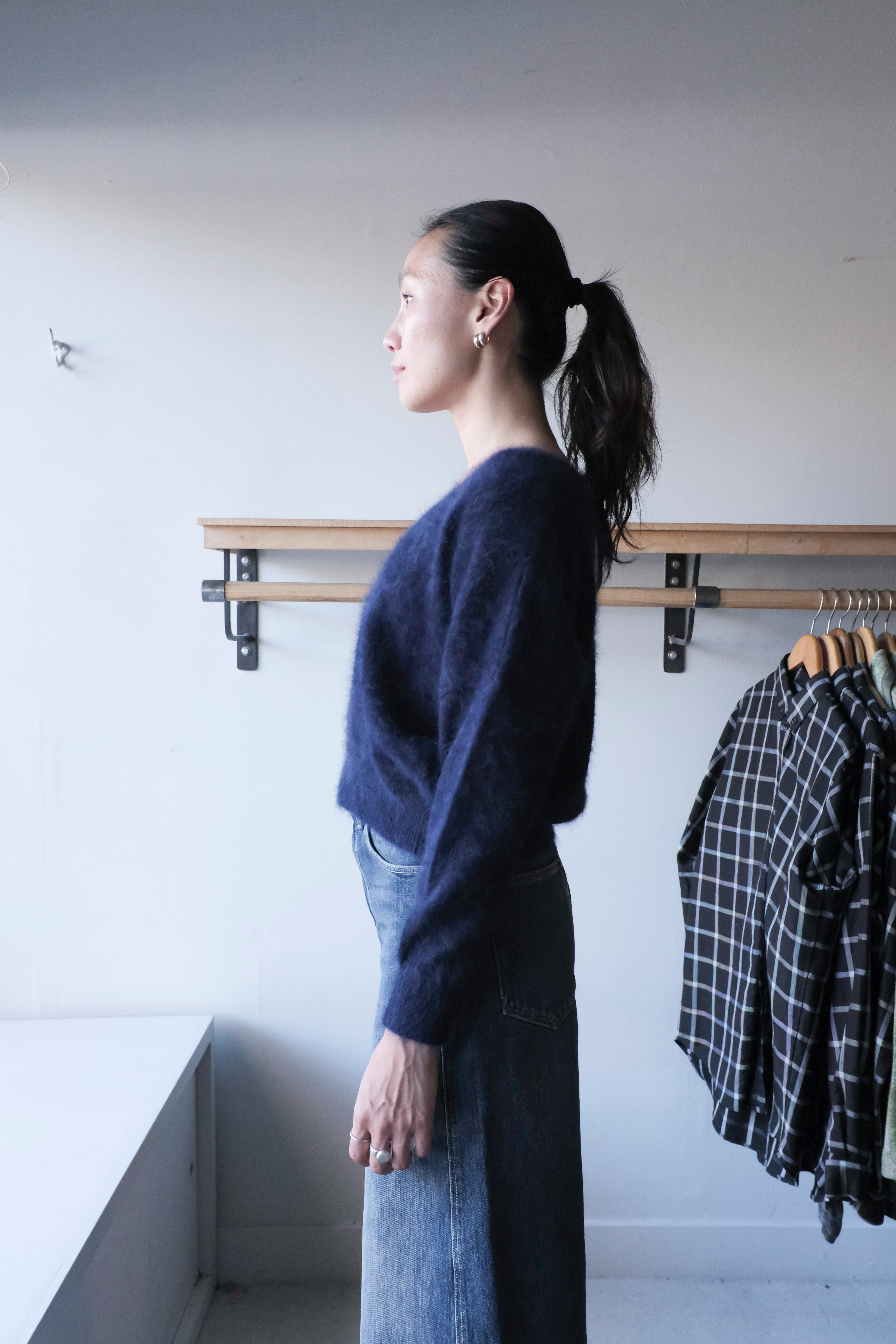 Datev Angora V-Neck Sweater - Navy
