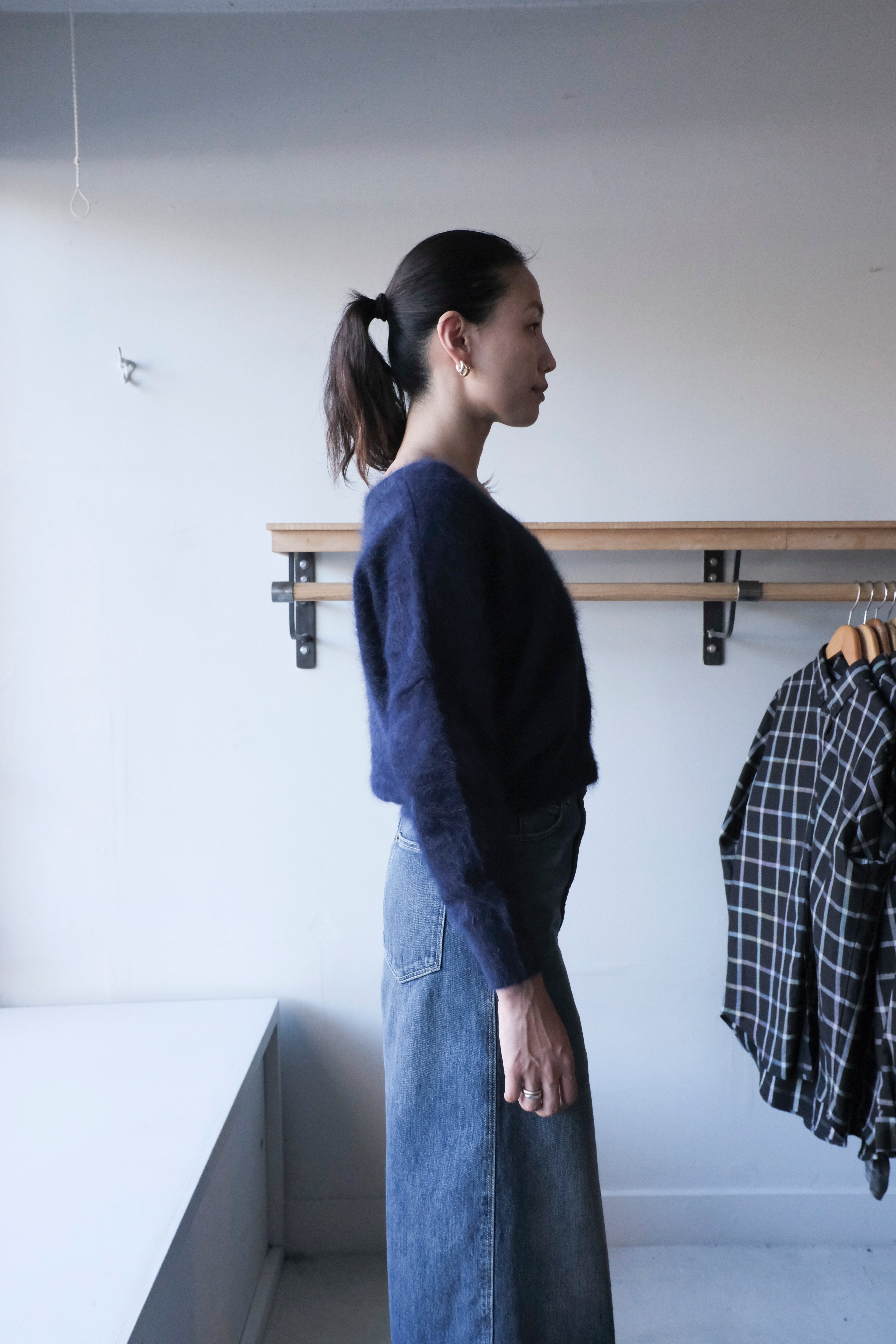 Datev Angora V-Neck Sweater - Navy