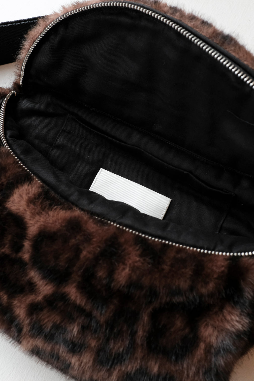 Joswel Muff Bag - Leopard