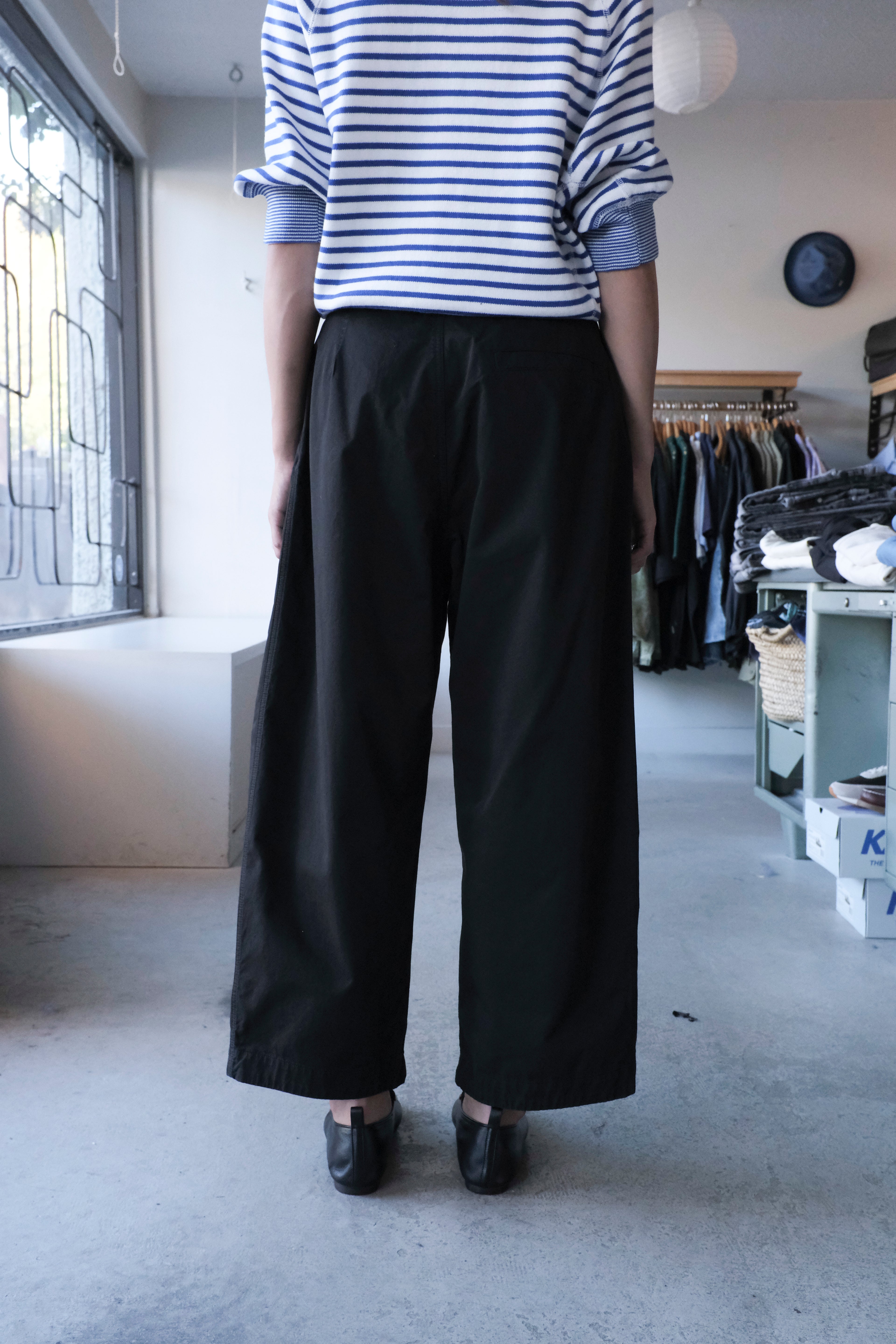 Open Dart Pants - Black