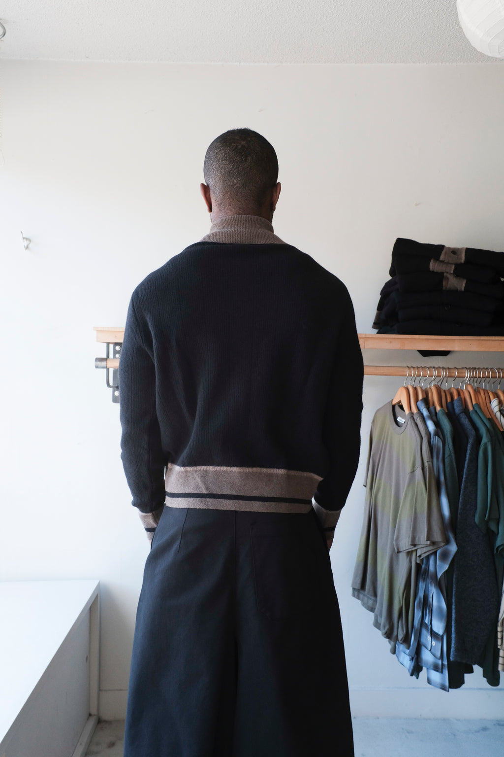 Britten Knitted Cardigan - Black (Colvin)