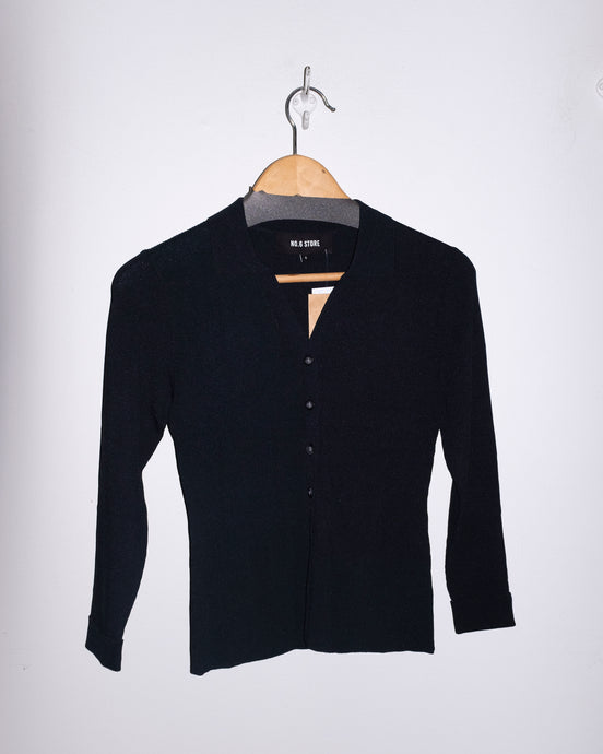 No.6 - Georgie Top - Black - flat front