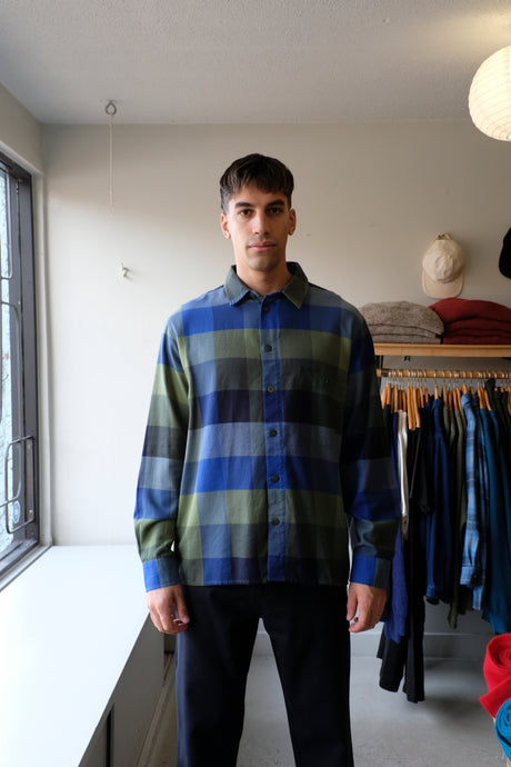 Thinking Mu - Theo Plaid Shirt - Green Lagoon - flat front