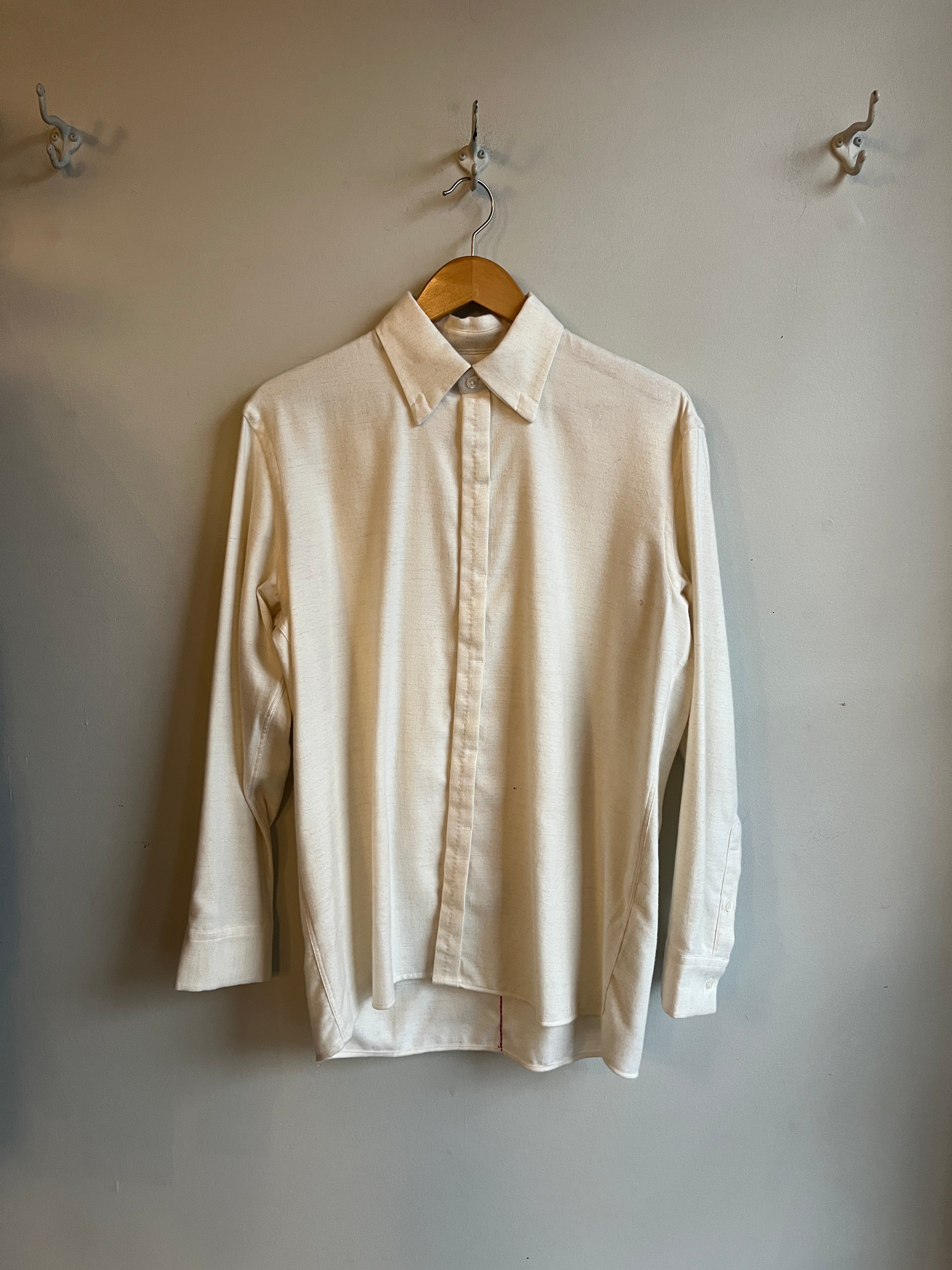 Homecore Shadow Llama Longsleeve Shirt - Ecru