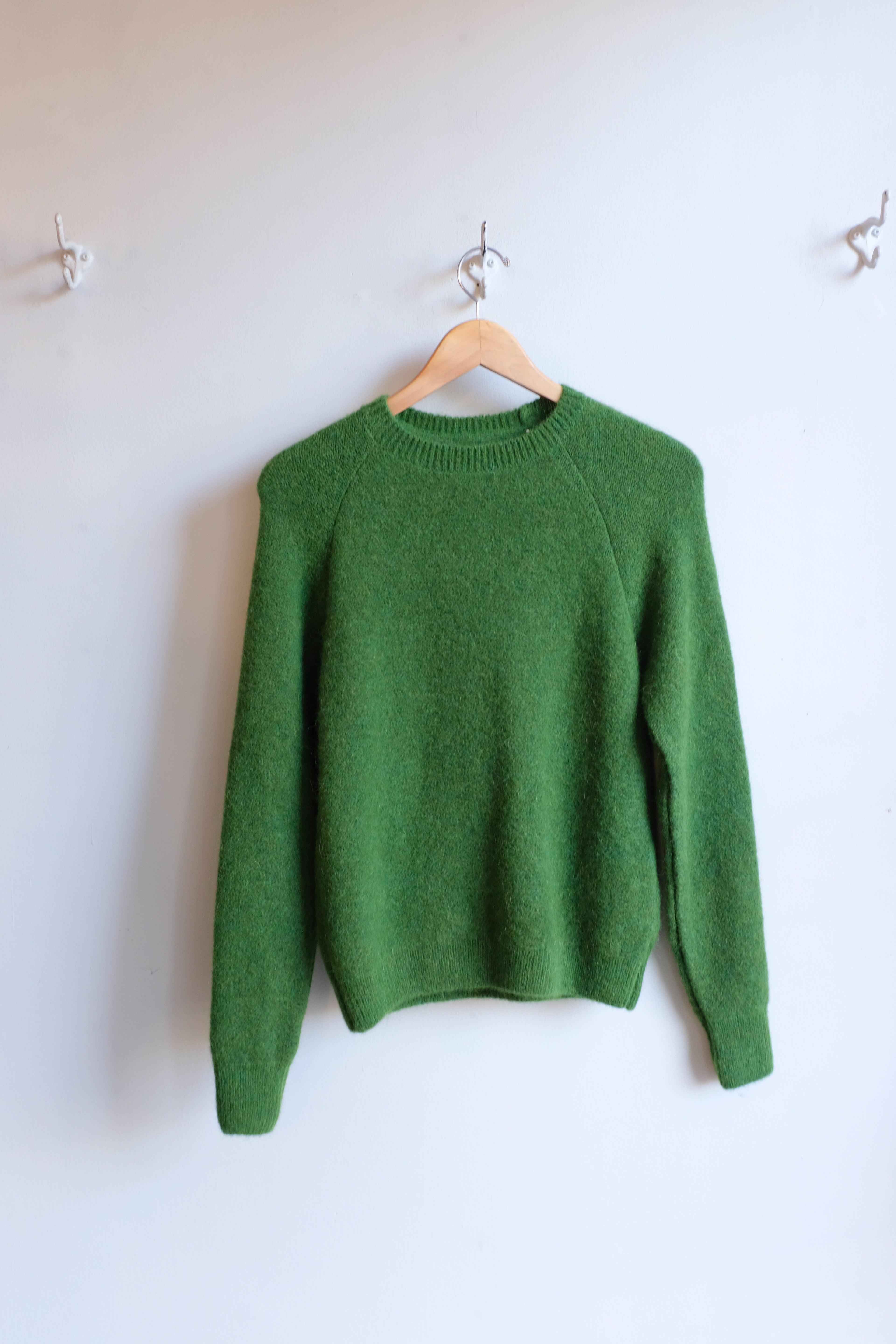 Homecore - Baby Lila Sweater - Lush Green - flat front
