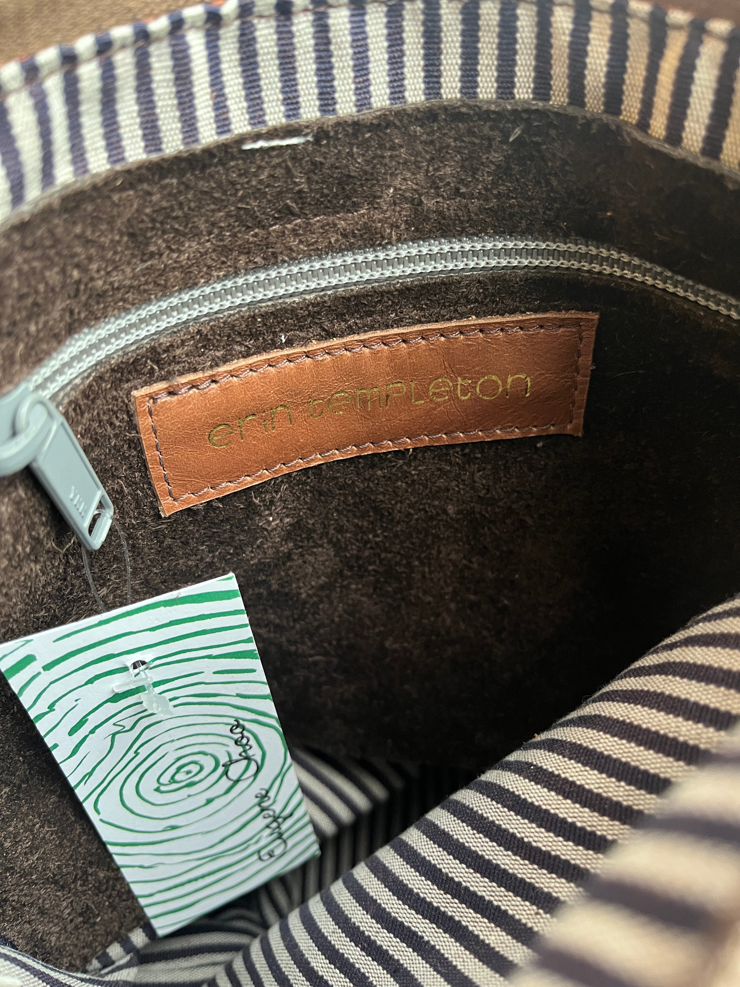 Erin Templeton FOMO x BYOB Bag - inside bag zipper pouch detail