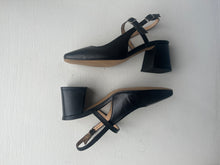 Load image into Gallery viewer, Ateliers - Esther Mary Jane Sandal - Black
