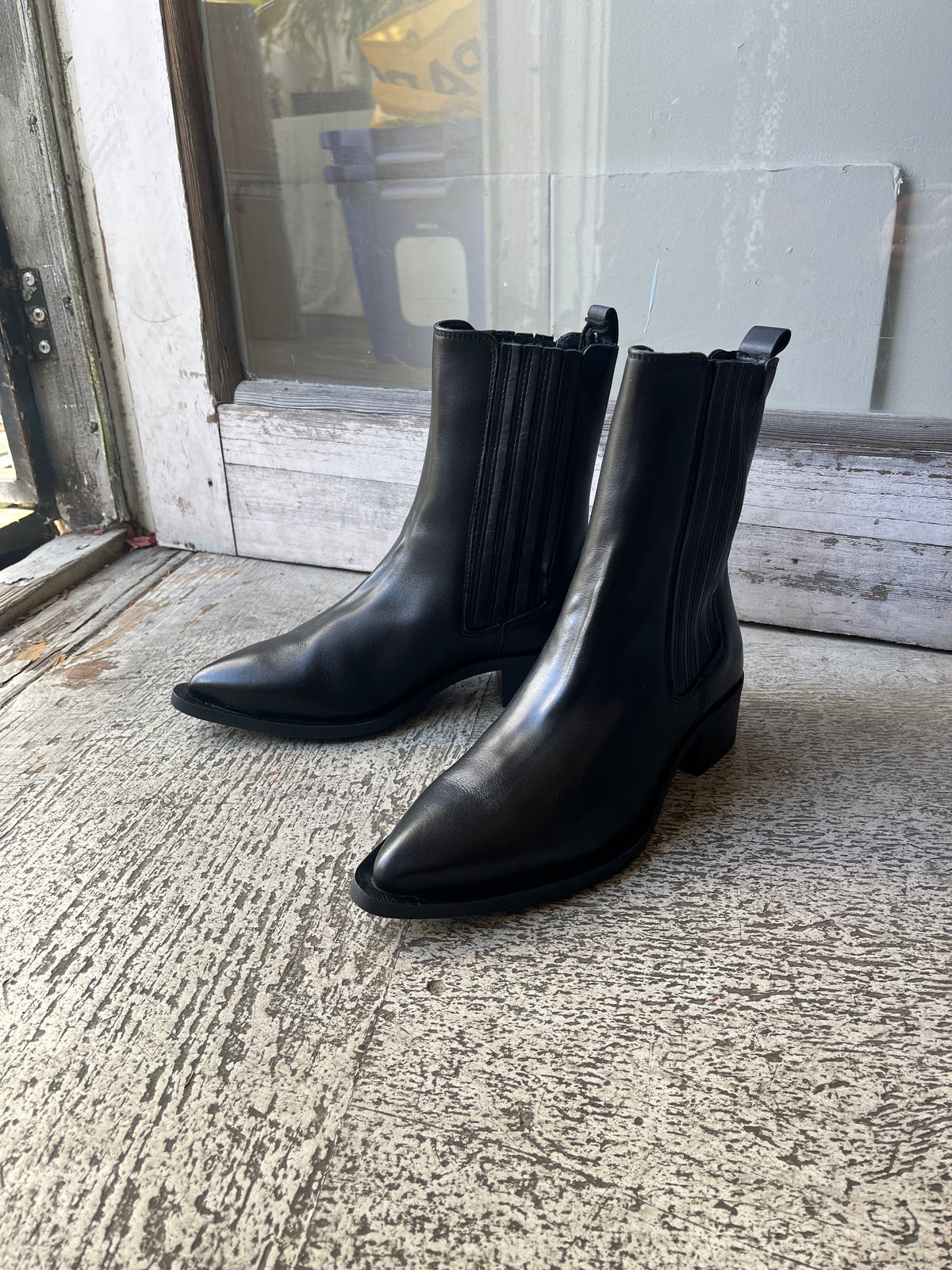 Shani Boot Shani 1 Ankle Boots - Black – Eugene Choo