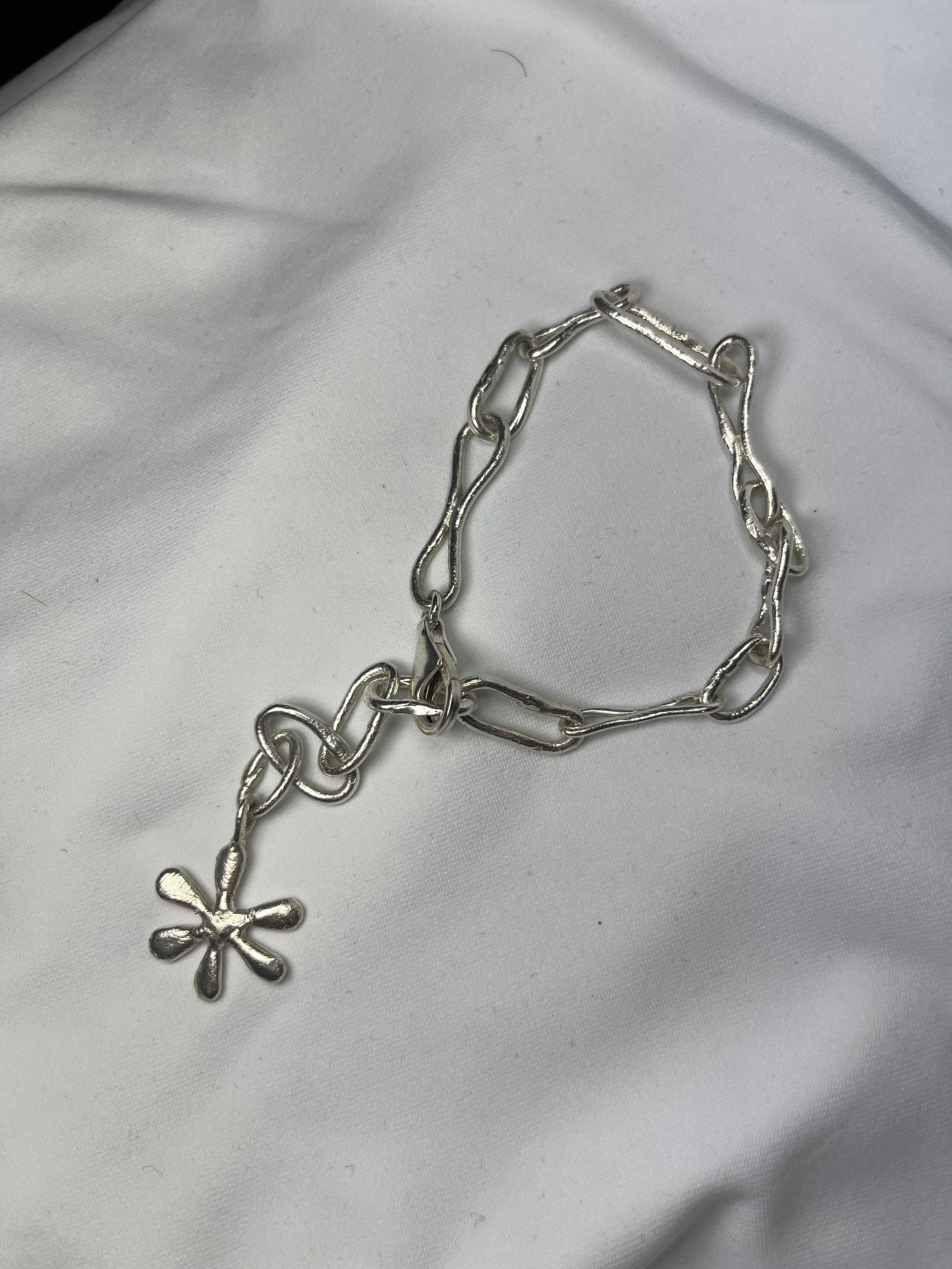 Chain Bracelet - Single Daisy