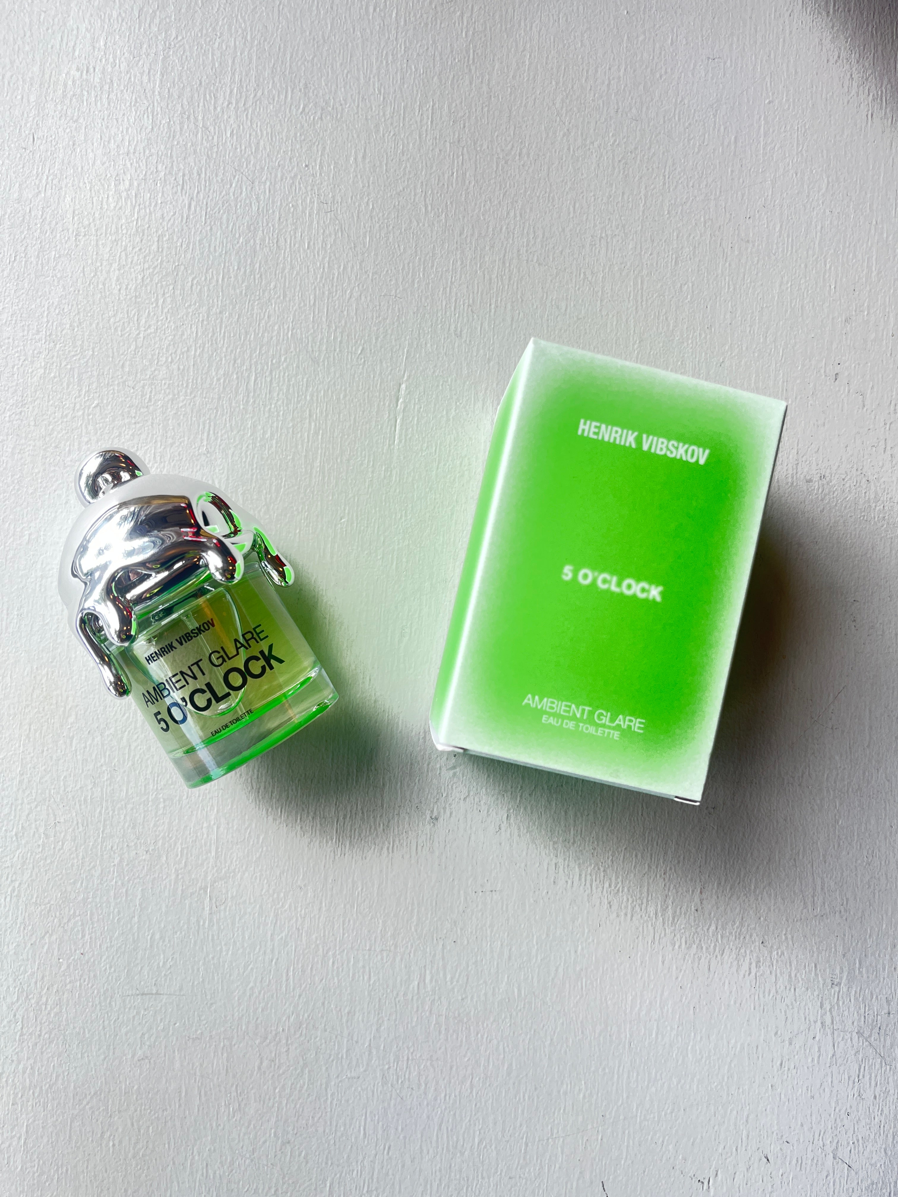 Ambient Glare: 5 O'Clock Perfume