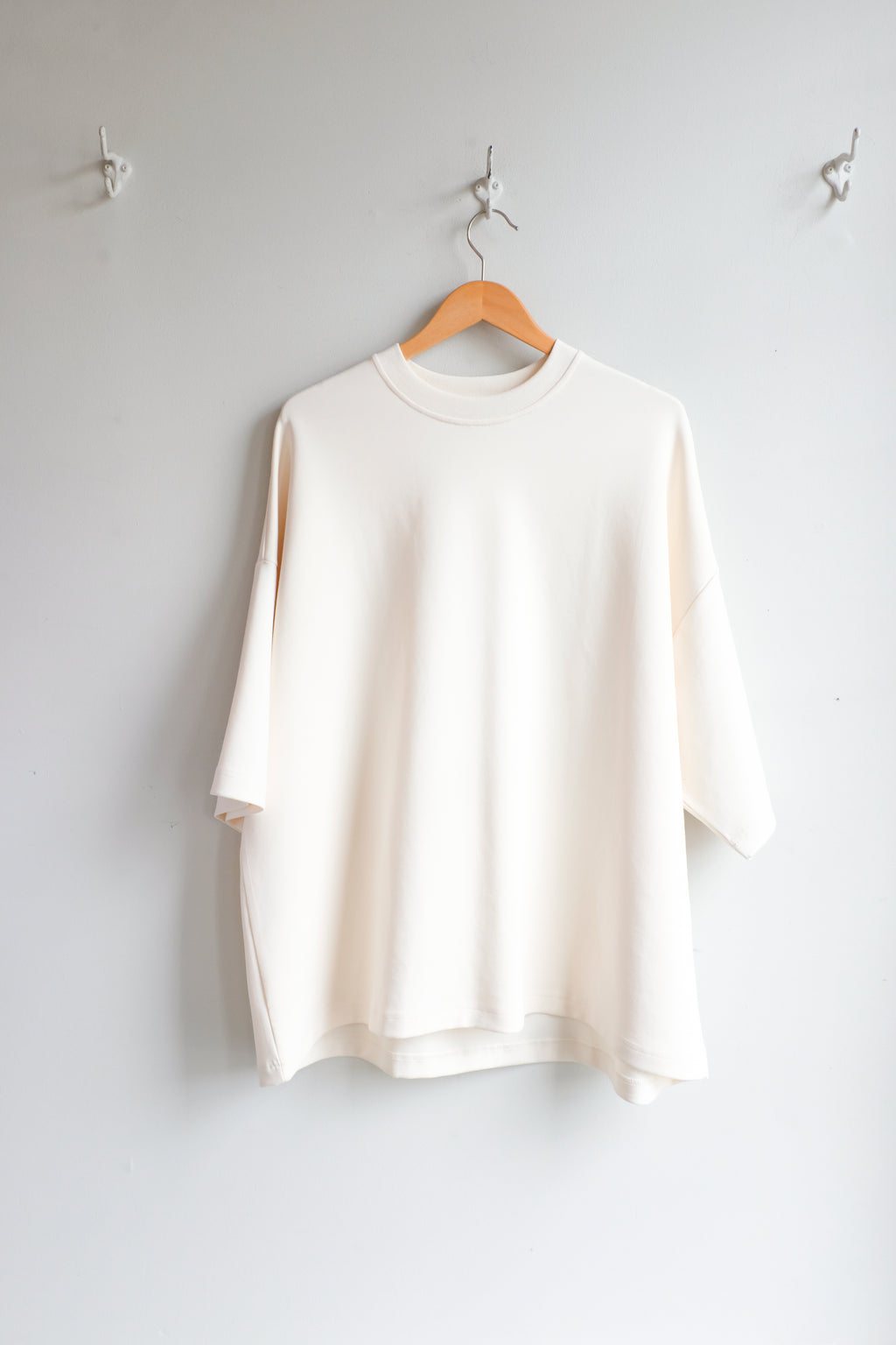 Minimum - Norah T-Shirt - Coco Milk - flat front