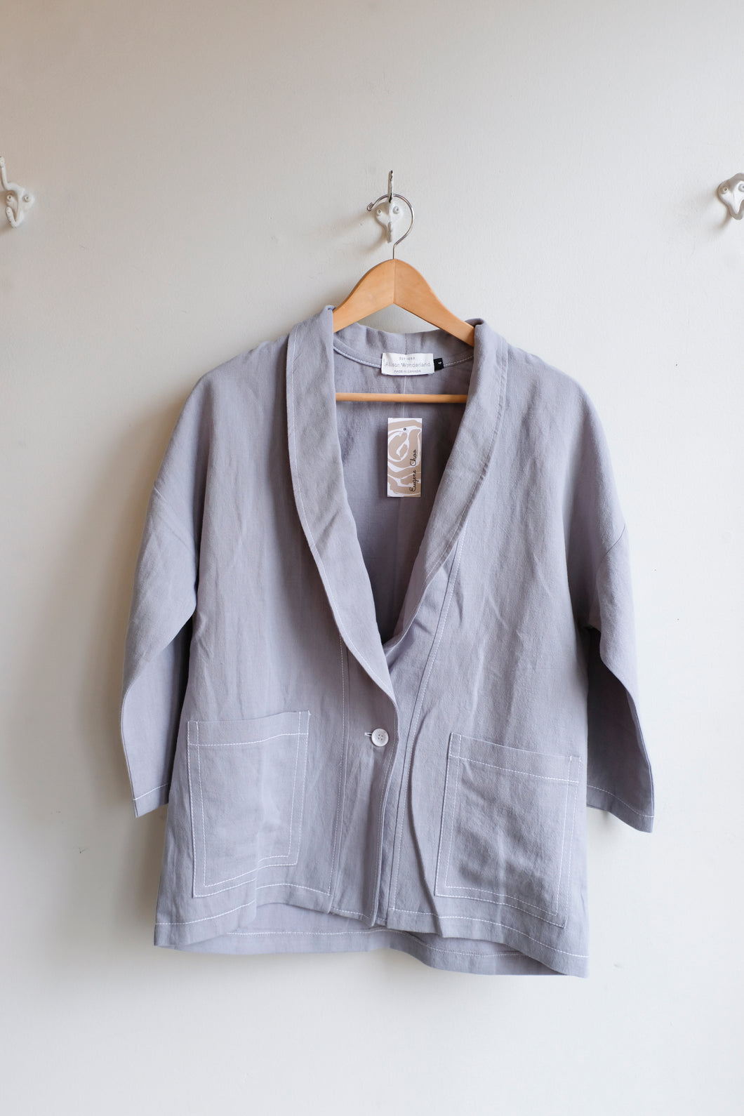Allison Wonderland - concrete blazer - Shark - flat front 