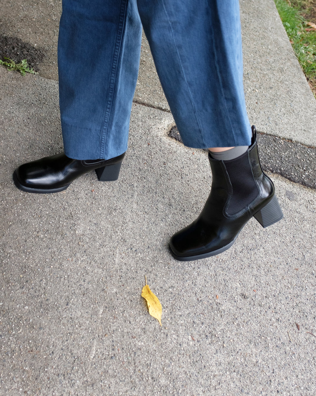 Shoe the Bear - Lila Chelsea Leather Boot - Black