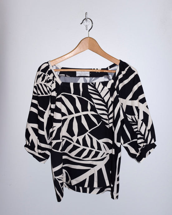 Allison Wonderland - Theda Blouse - Black Leaf- flat front