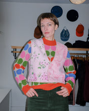 Load image into Gallery viewer, Anntian - Upcycling Vest 1960 - Pink - front of Small (b) option
